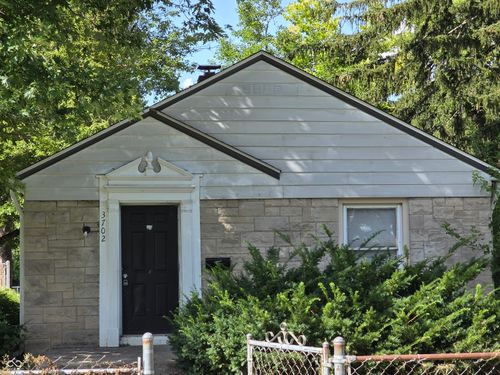 3702 E 35th St, Indianapolis, IN, 46218-1402 | Card Image