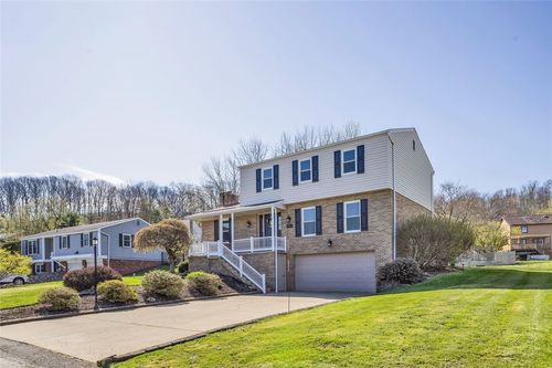 34 Fieldstone Pl, Zelienople, PA, 16063-9312 | Card Image