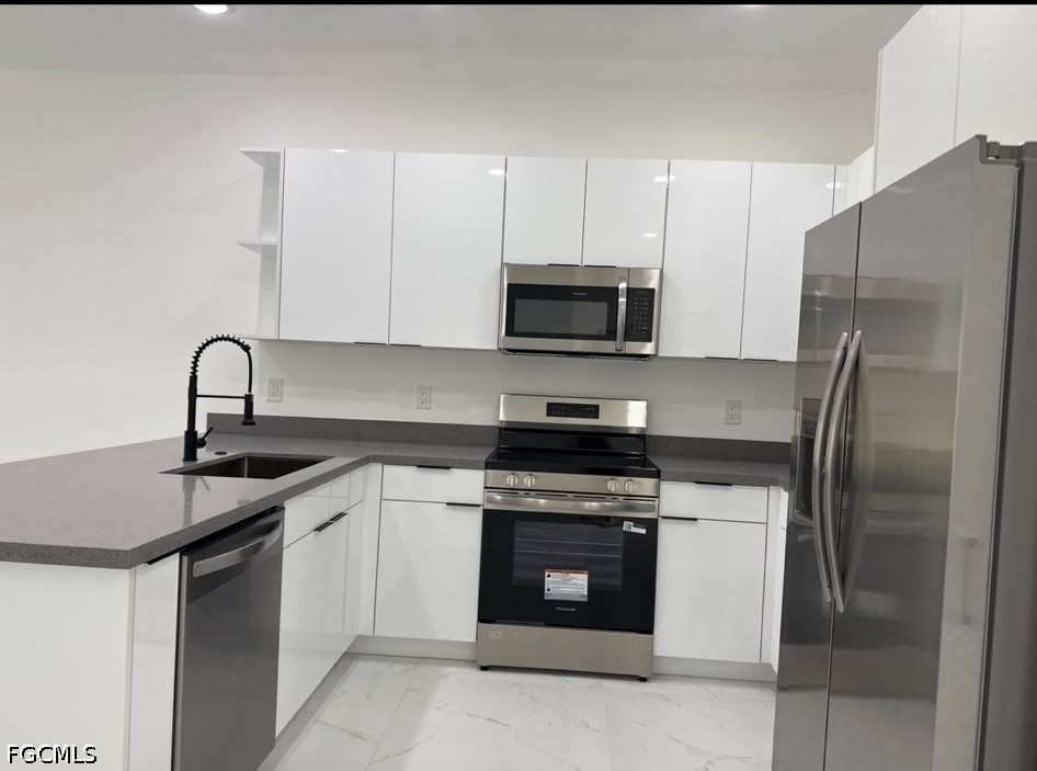 Residential Lease in Lehigh Acres 4