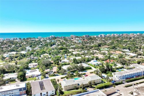 104-2000 Alamanda Dr, NAPLES, FL, 34102-4753 | Card Image