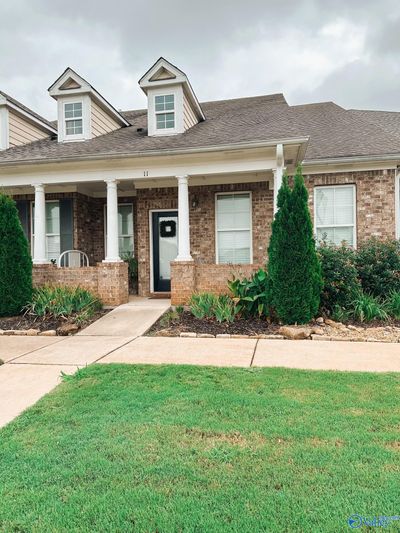 11 Atherton Circle Sw, Townhouse with 3 bedrooms, 2 bathrooms and null parking in Huntsville AL | Image 2