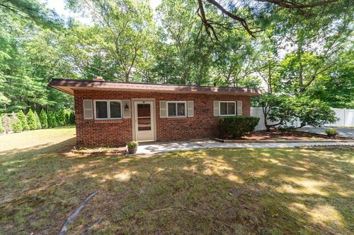 22 James Ave, Stoughton, MA, 02072-3928 | Card Image