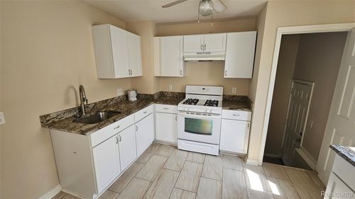 7211 Meadow Ave, Warren, MI, 48091-4937 | Card Image