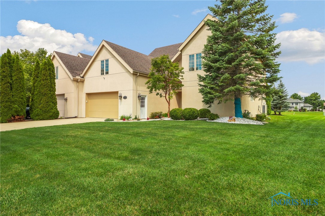 Treetop Pl, Bowling Green, OH 43402