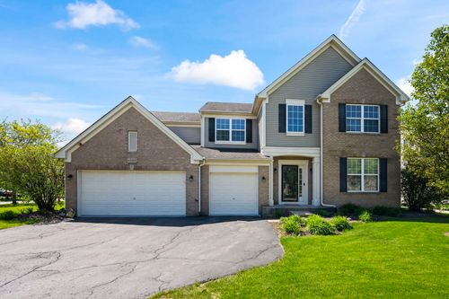 6065 Irene Dr, Hoffman Estates, IL, 60192-4577 | Card Image