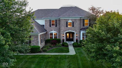 14112 Mississinewa Dr, Carmel, IN, 46033-5003 | Card Image