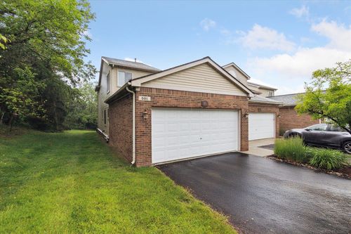 501 N Reese St, South Lyon, MI, 48178-1267 | Card Image