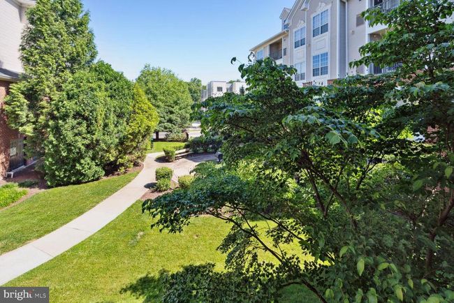 UNIT-208 - 4850 Eisenhower Ave, Condo with 2 bedrooms, 1 bathrooms and null parking in ALEXANDRIA VA | Image 27