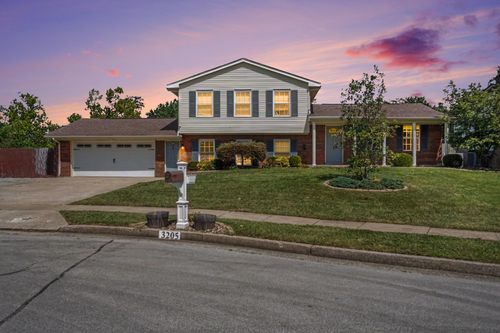 3205 Shoal Lake Dr, Lexington, KY, 40515-5416 | Card Image