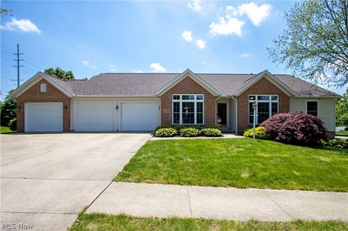 1030 Fairfield Dr, Wooster, OH, 44691-8000 | Card Image
