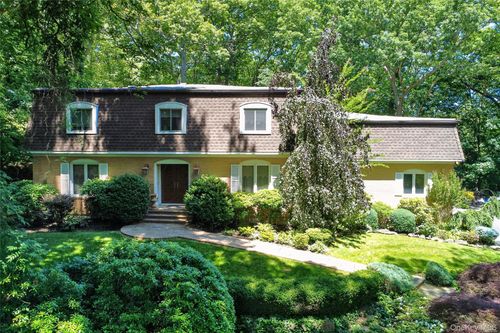 44 Koenig Dr, Oyster Bay, NY, 11771-4103 | Card Image