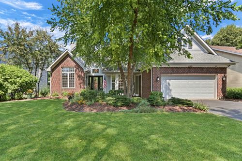 420 Capital Ln, Gurnee, IL, 60031-4495 | Card Image