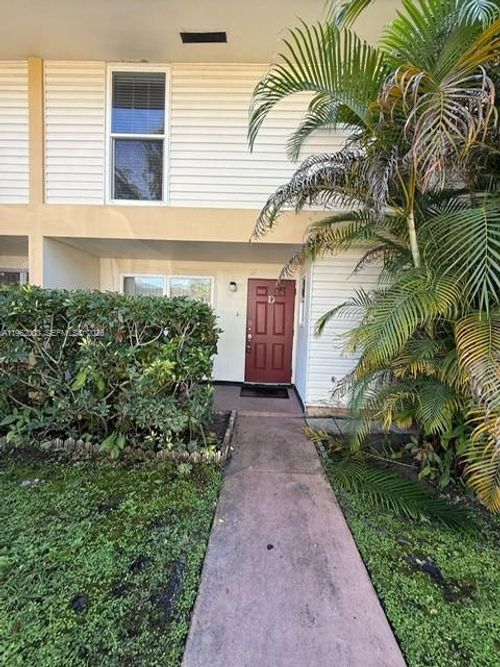 6d-3326 Farragut St, Hollywood, FL, 33021-3134 | Card Image