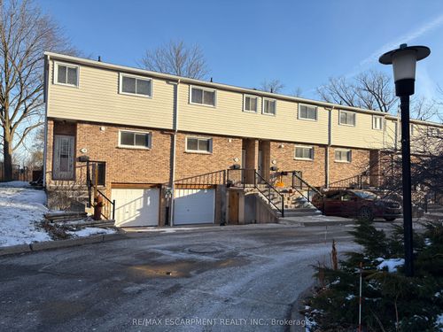 10-149 St Catharines St, Smithville, ON, L0R2A0 | Card Image