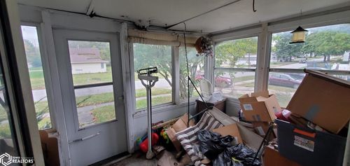 422 N 12th St, Clarinda, IA, 51632-1706 | Card Image