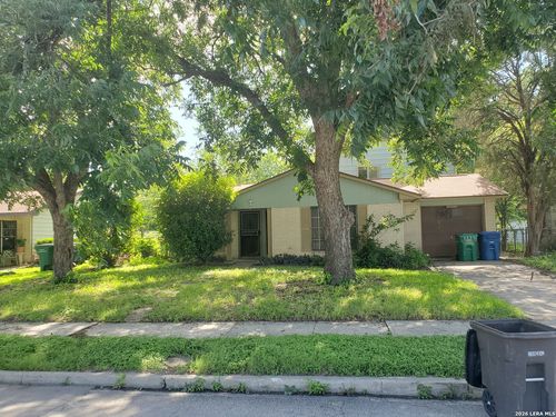 427 Wonder Pkwy, San Antonio, TX, 78213-4057 | Card Image