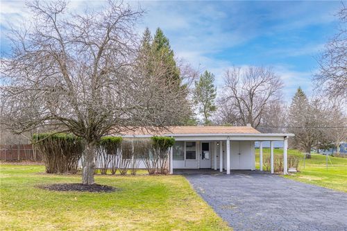 199 Castle Rd, Rochester, NY, 14623-4019 | Card Image