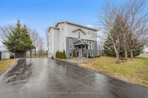 436 Yves St, Rockland, ON, K4K1E9 | Card Image