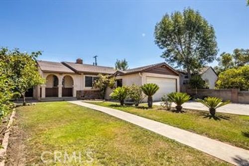 1605 W Wisteria Pl, Santa Ana, CA, 92703-4728 | Card Image