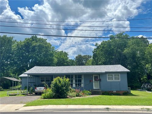 715 N Montgomery St, Clarksville, AR, 72830-2201 | Card Image