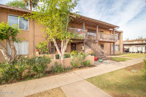 74-2409 W Hazelwood St, Phoenix, AZ, 85015-4035 | Card Image