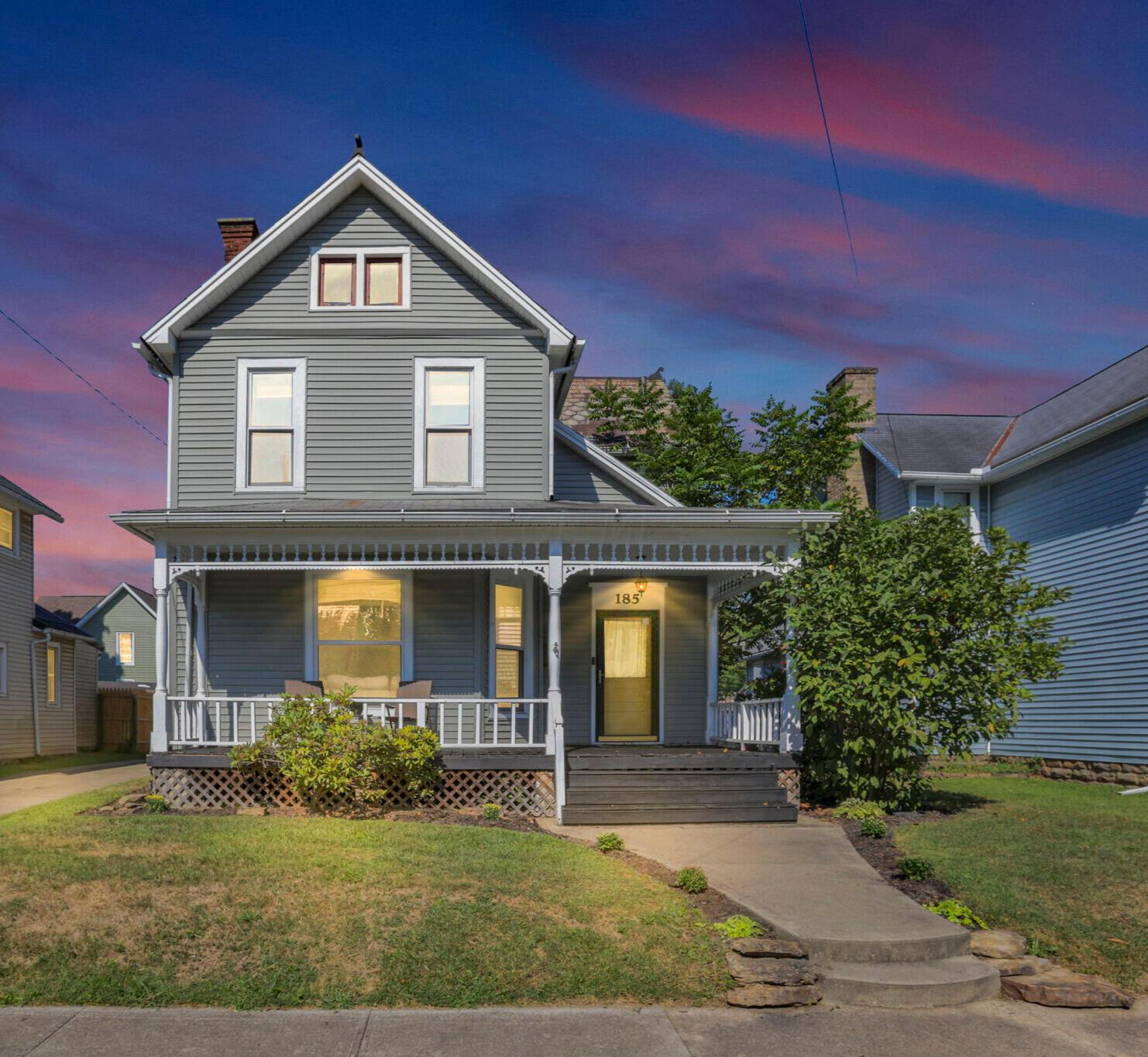 10th St, Newark, OH 43055