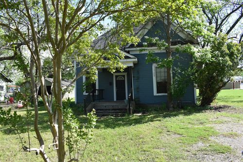 1114 E Kirk St, Hugo, OK, 74743-3640 | Card Image