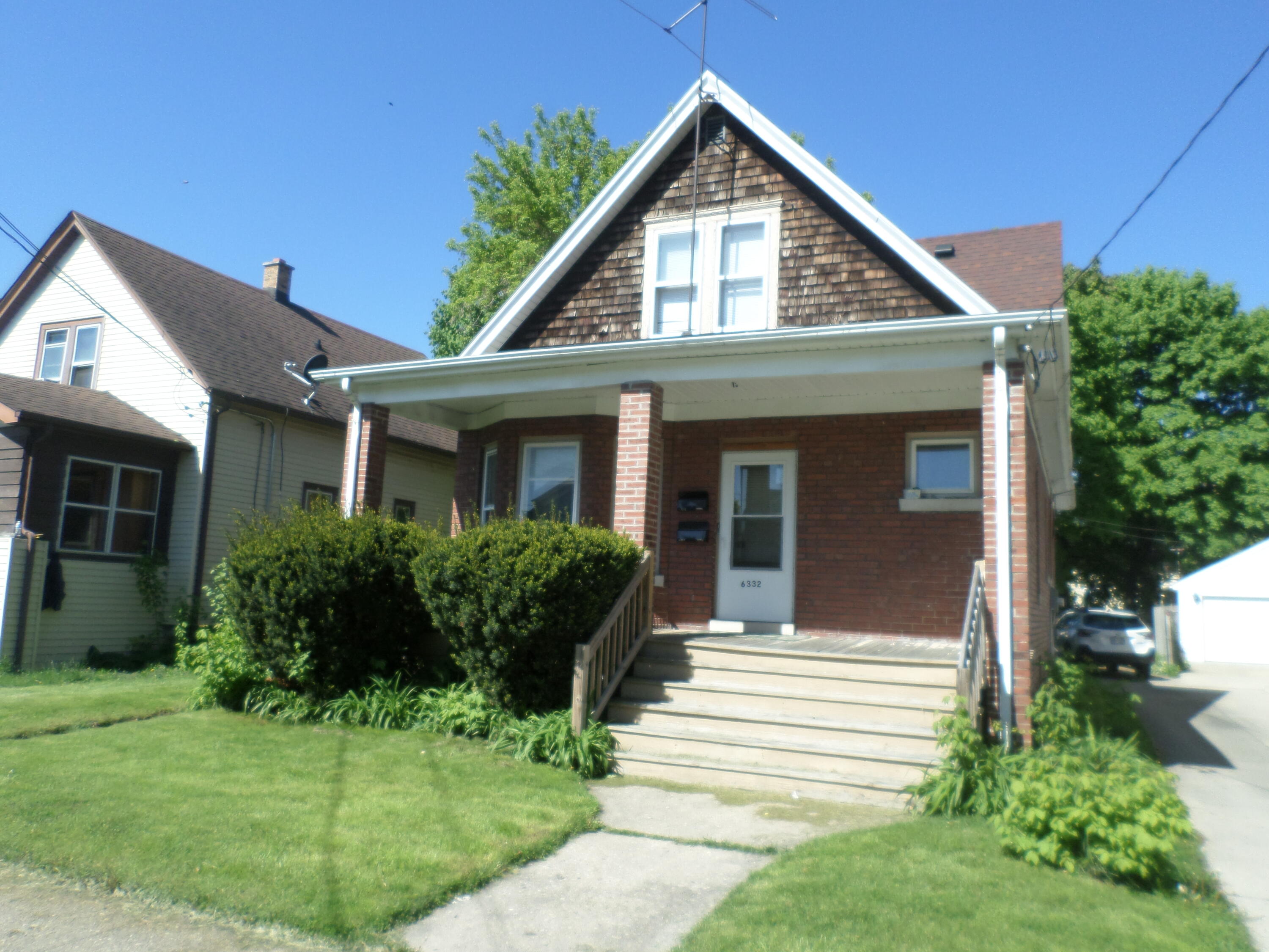 26th Ave, Kenosha, WI 53143
