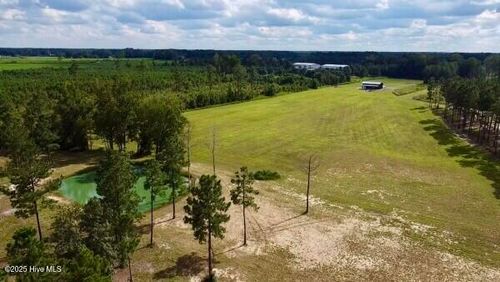 4020 Nc Highway 43, Vanceboro, NC, 28586-8956 | Card Image