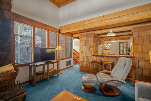 30-57137 Brassie Ln, Sunriver, OR, 97707-1199 | Card Image