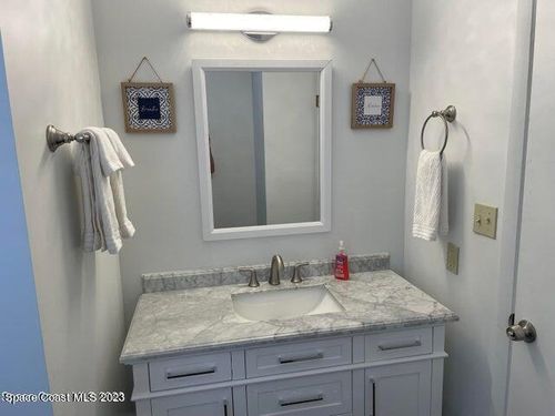 b-125 N Brevard Ave, Cocoa Beach, FL, 32931-2846 | Card Image