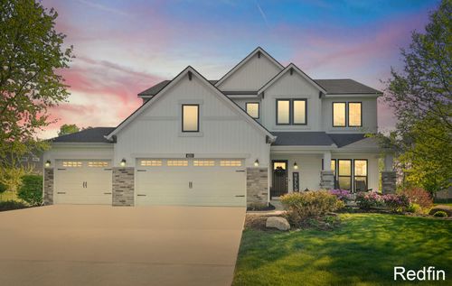 4251 Settlers Ridge Rd Ne, Belmont, MI, 49306-8015 | Card Image
