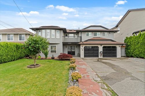 34762 2nd Ave, Abbotsford, BC, V2S8C2 | Card Image