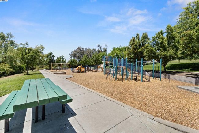 252 Martin Ave, House other with 3 bedrooms, 2 bathrooms and 2 parking in Livermore CA | Image 14