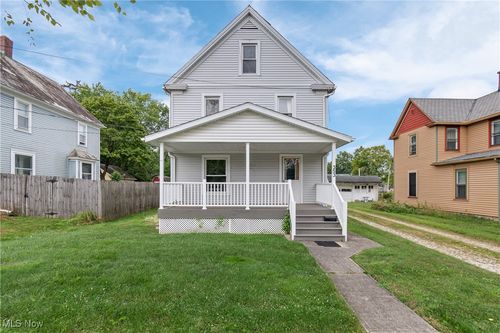 353 S Prospect St, Medina, OH, 44256-2346 | Card Image