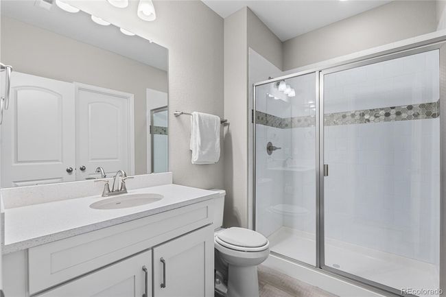 Basement bedroom ensuite | Image 39
