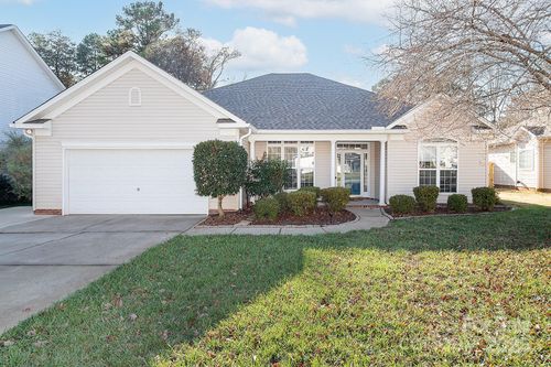 7638 Sedgebrook Dr E, Stanley, NC, 28164-9743 | Card Image