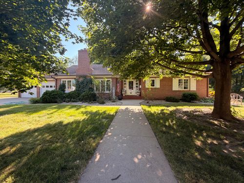 1615 S Lincoln St, ABERDEEN, SD, 57401-7523 | Card Image