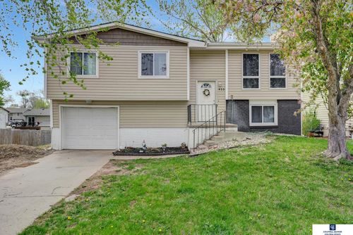 455 Laramie Trl, Lincoln, NE, 68521-3230 | Card Image