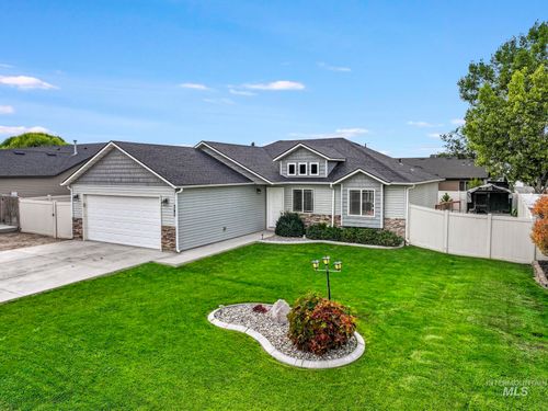 340 Camas Meadows Way, Kimberly, ID, 83341-4905 | Card Image