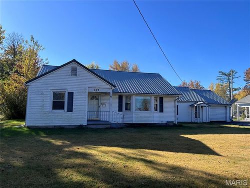 107 W Abbott St, Monroe City, MO, 63456-1009 | Card Image