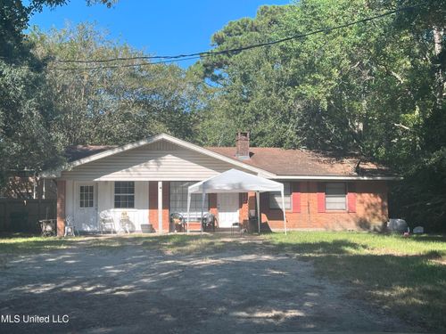 8629 Highway 613, Moss Point, MS, 39562-9819 | Card Image
