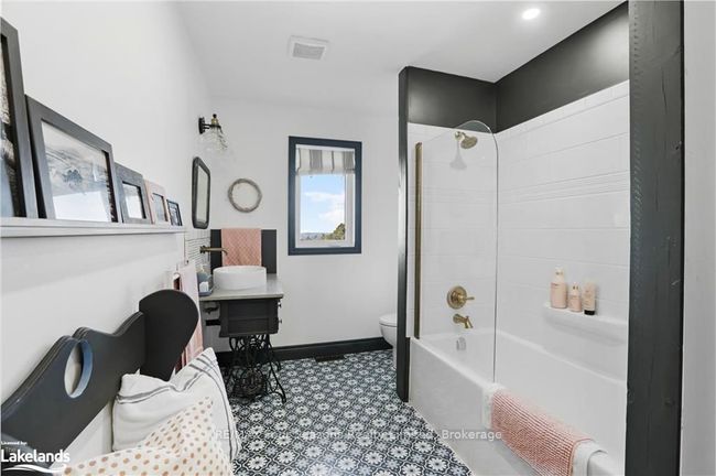 086131 Sideroad 7, House other with 4 bedrooms, 2 bathrooms and 4 parking in Meaford ON | Image 22