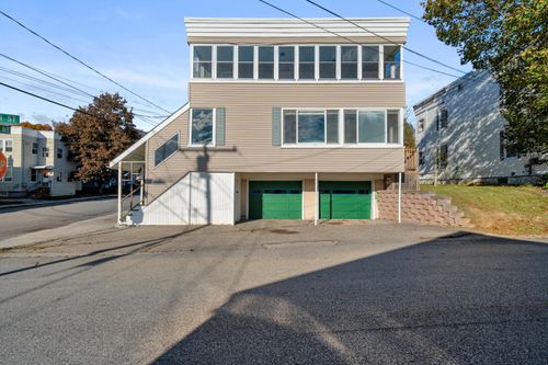 77 Acadia Avenue, Lewiston, ME, 04240 | Card Image