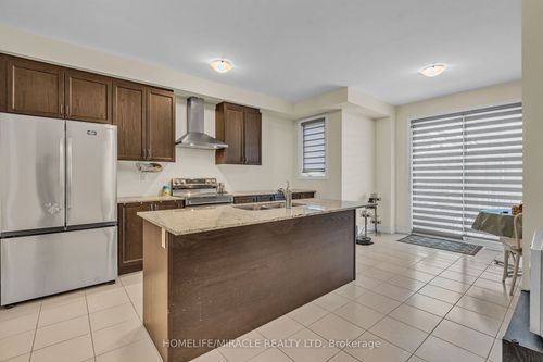 3373 Sixth Line, Oakville, ON, L6H0Y7 | Card Image