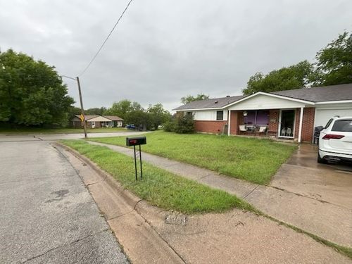 4801 Bellcrest Ct, Fort Worth, TX, 76135-1903 | Card Image