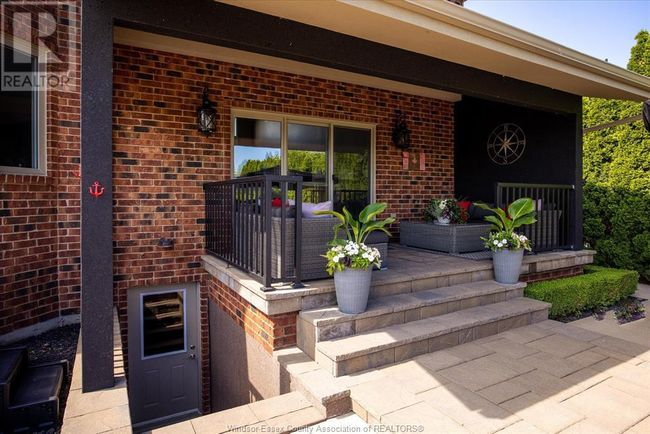 851 County Rd 2, House other with 3 bedrooms, 3 bathrooms and null parking in Belle River ON | Image 34
