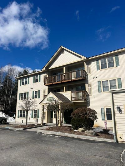 204 - 204 Fenwood Commons, Condo with 2 bedrooms, 2 bathrooms and null parking in New London NH | Image 1