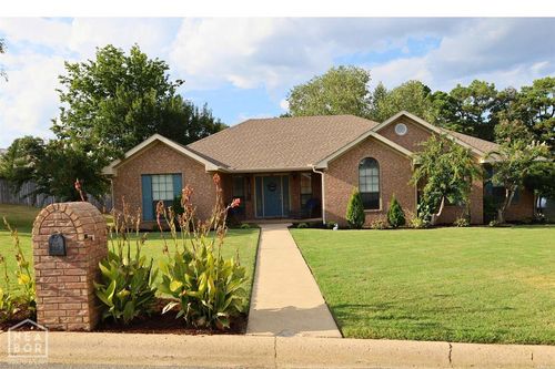 1701 Robinwood St, Paragould, AR, 72450-5548 | Card Image