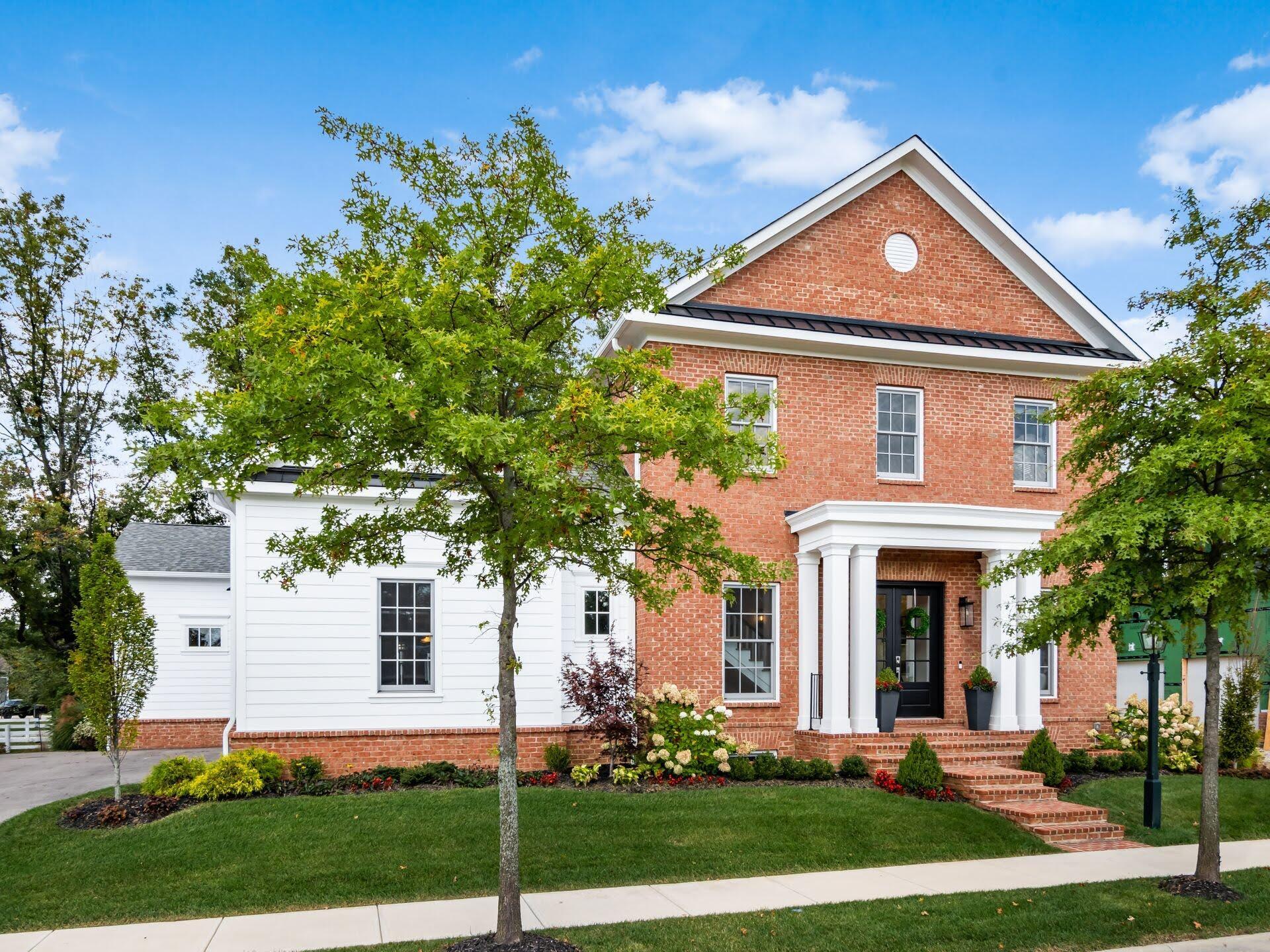 Oxford Lp , Columbus, OH 43230